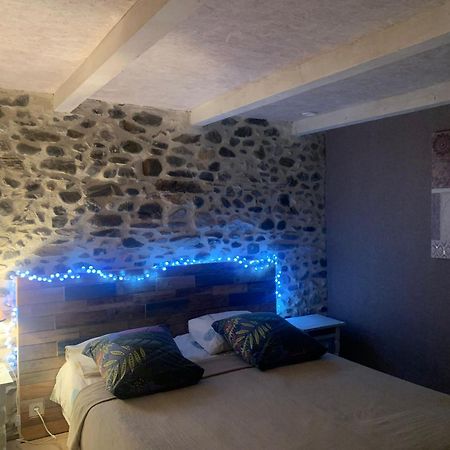 Les Jardins De Lumiere Bed & Breakfast Brusque Bagian luar foto