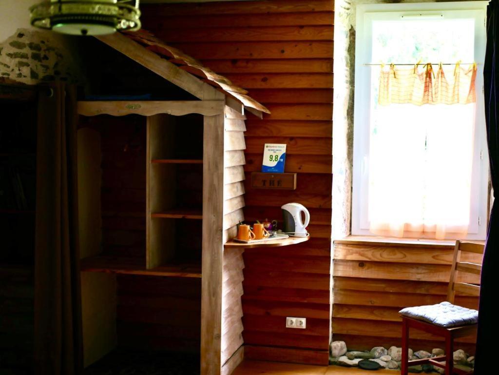 Les Jardins De Lumiere Bed & Breakfast Brusque Bagian luar foto